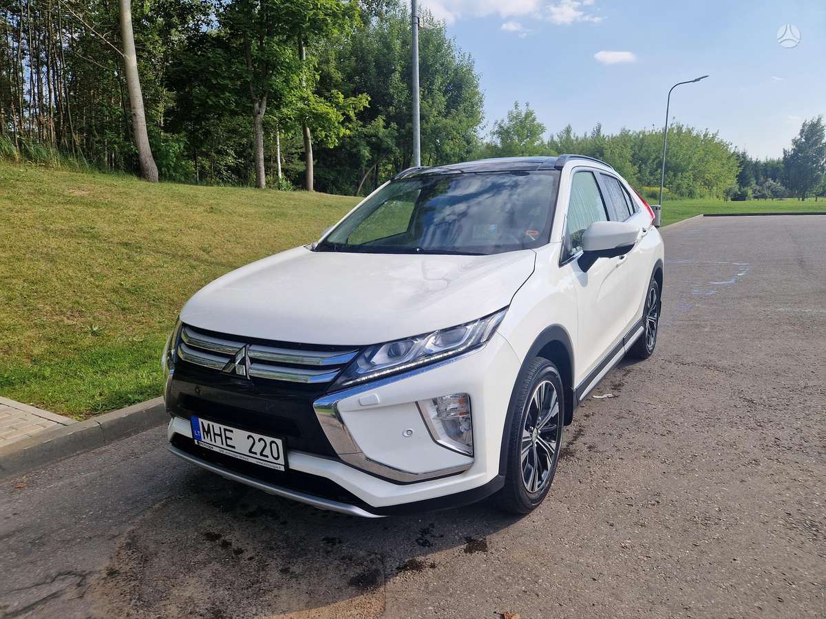 Mitsubishi Eclipse Cross, 1.5 l., off-road / crossover