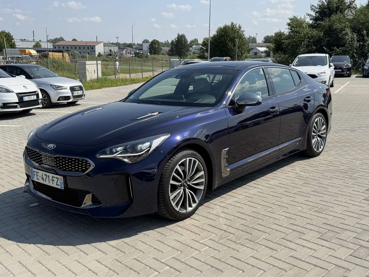 Kia Stinger, 2.2 l., Хэтчбек