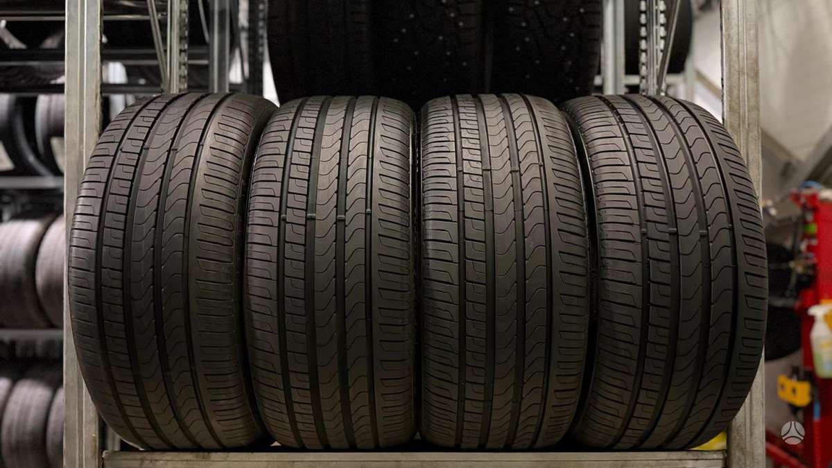 Pirelli Scorpion Verde, summer 275/35 R22