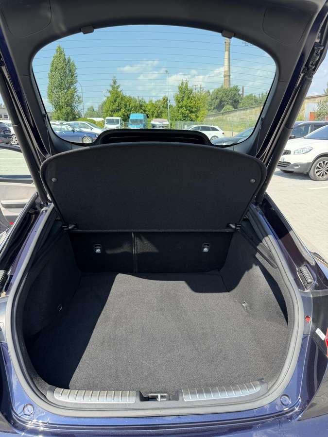 Kia Stinger, 2.2 l., Хэтчбек
