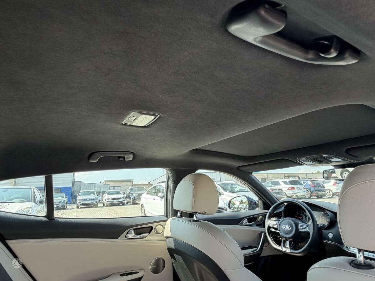 Kia Stinger, 2.2 l., Хэтчбек