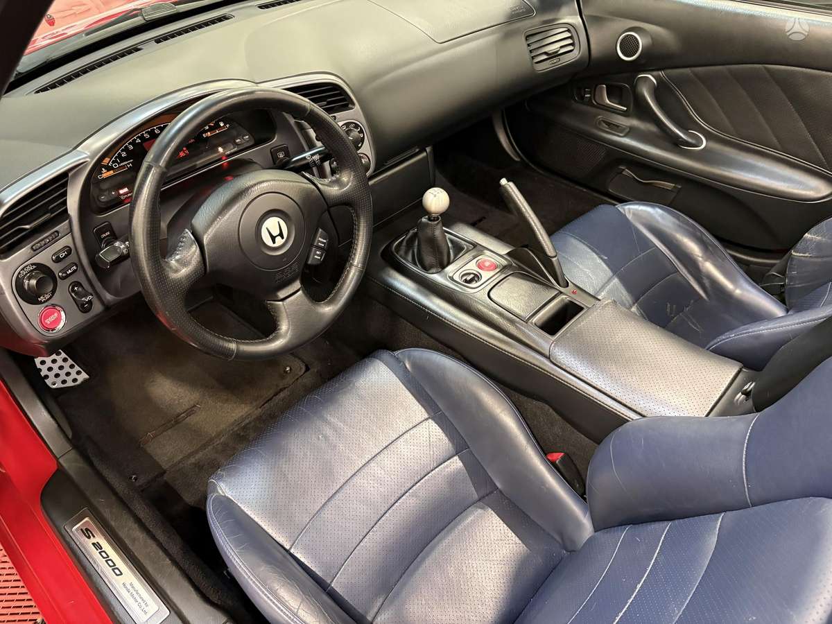 Honda S2000, 2.0 l., convertible