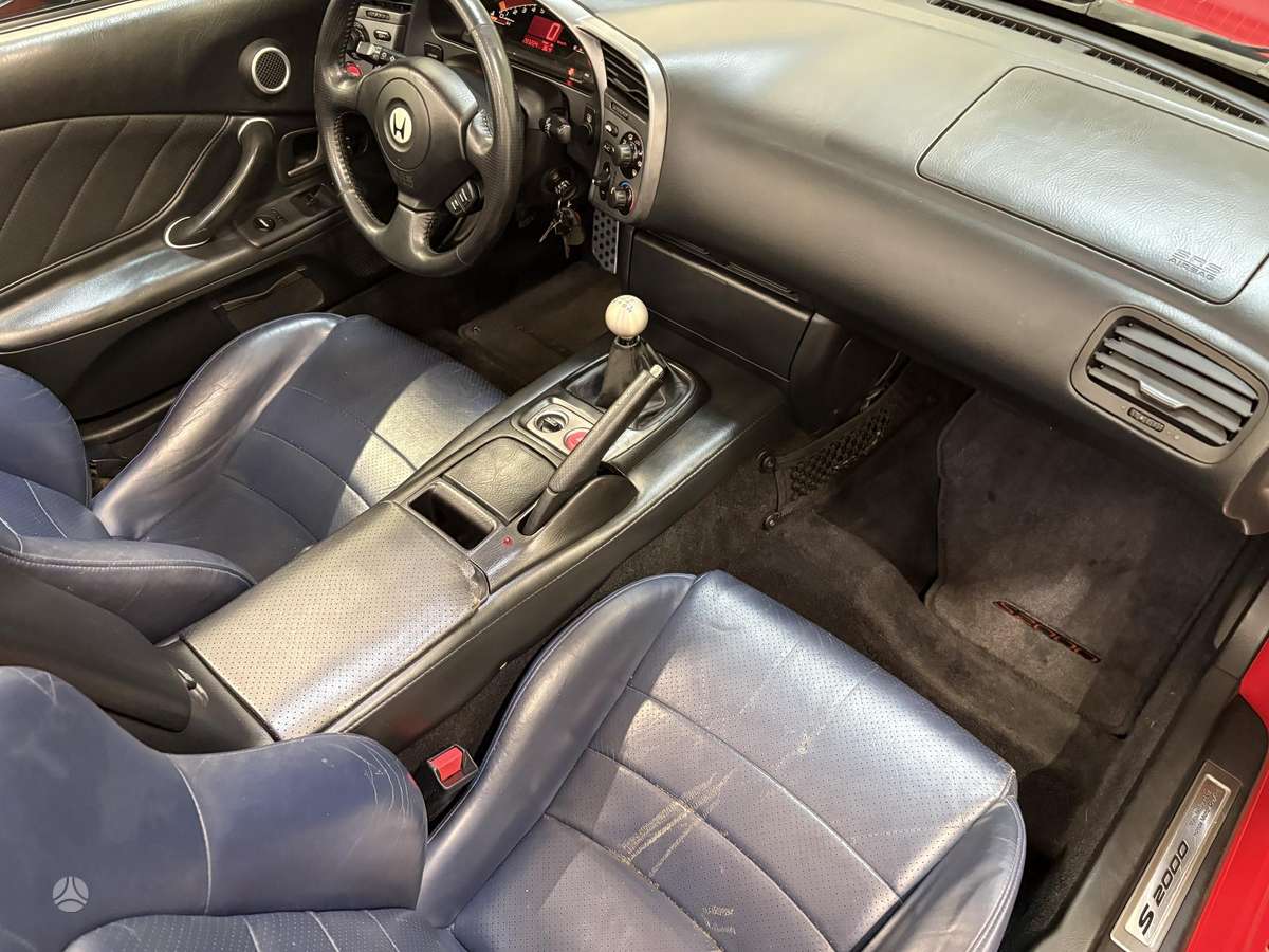 Honda S2000, 2.0 l., convertible