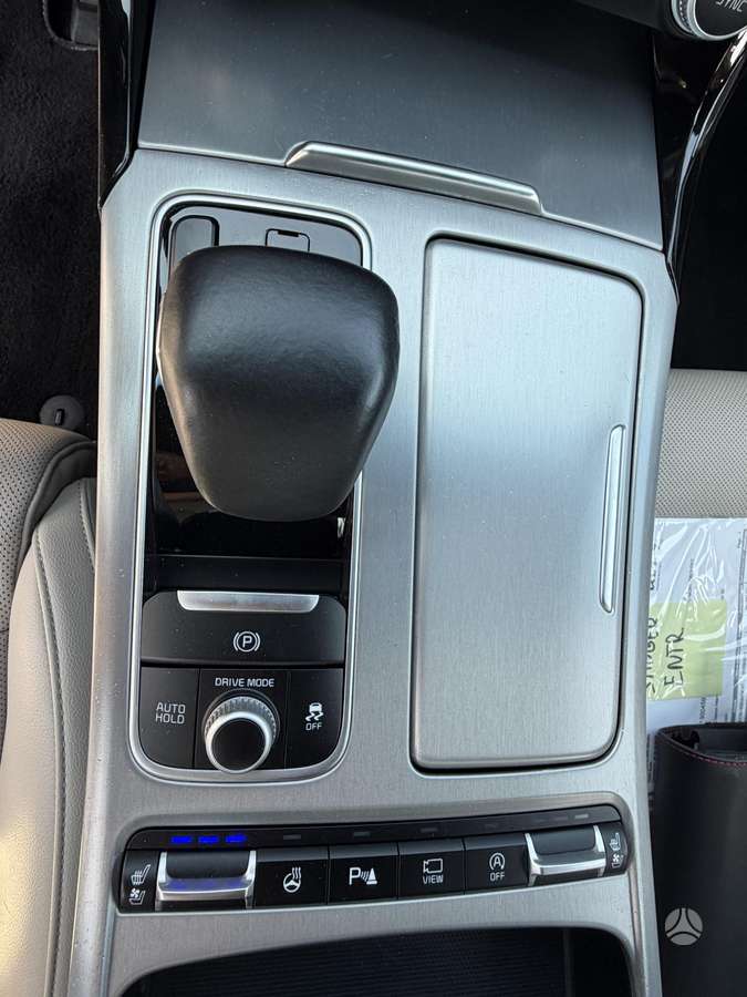 Kia Stinger, 2.2 l., Хэтчбек