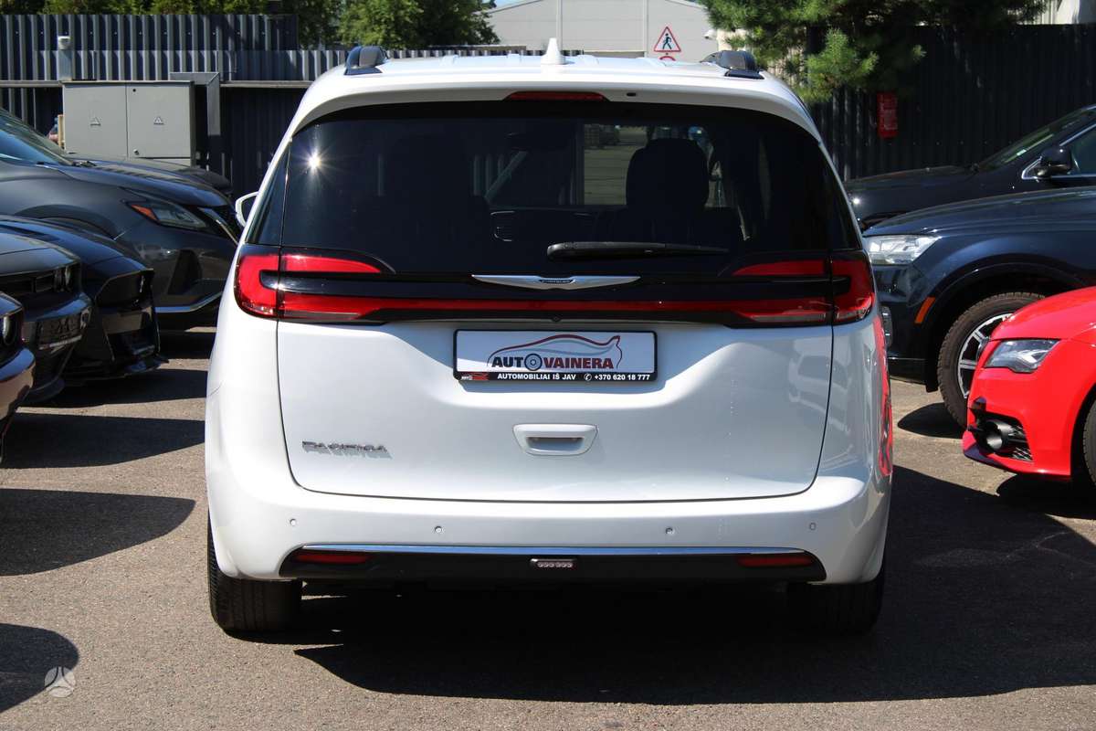 Chrysler Pacifica, 3.6 l., Минивэн