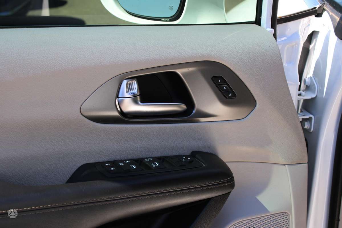 Chrysler Pacifica, 3.6 l., mpv / minivan