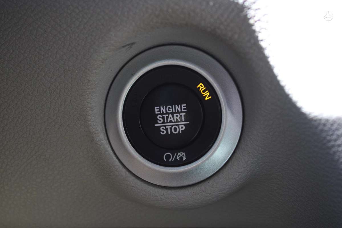 Chrysler Pacifica, 3.6 l., Минивэн