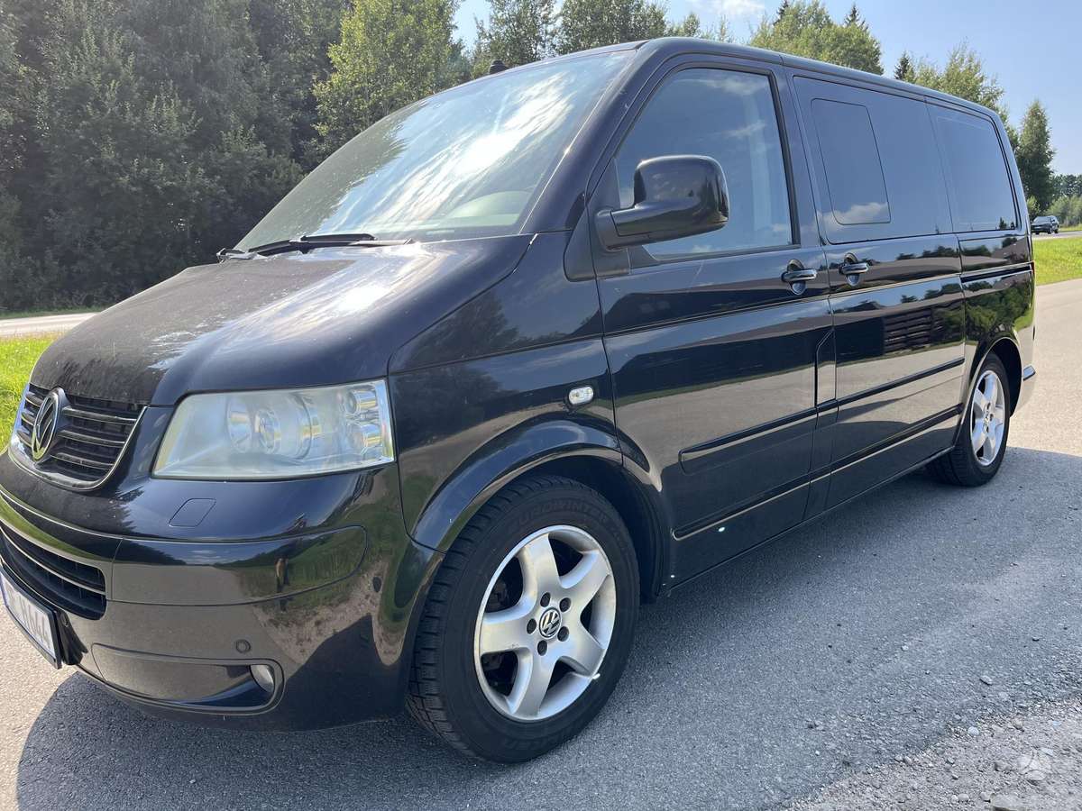Volkswagen Multivan, 2.5 l., Минивэн