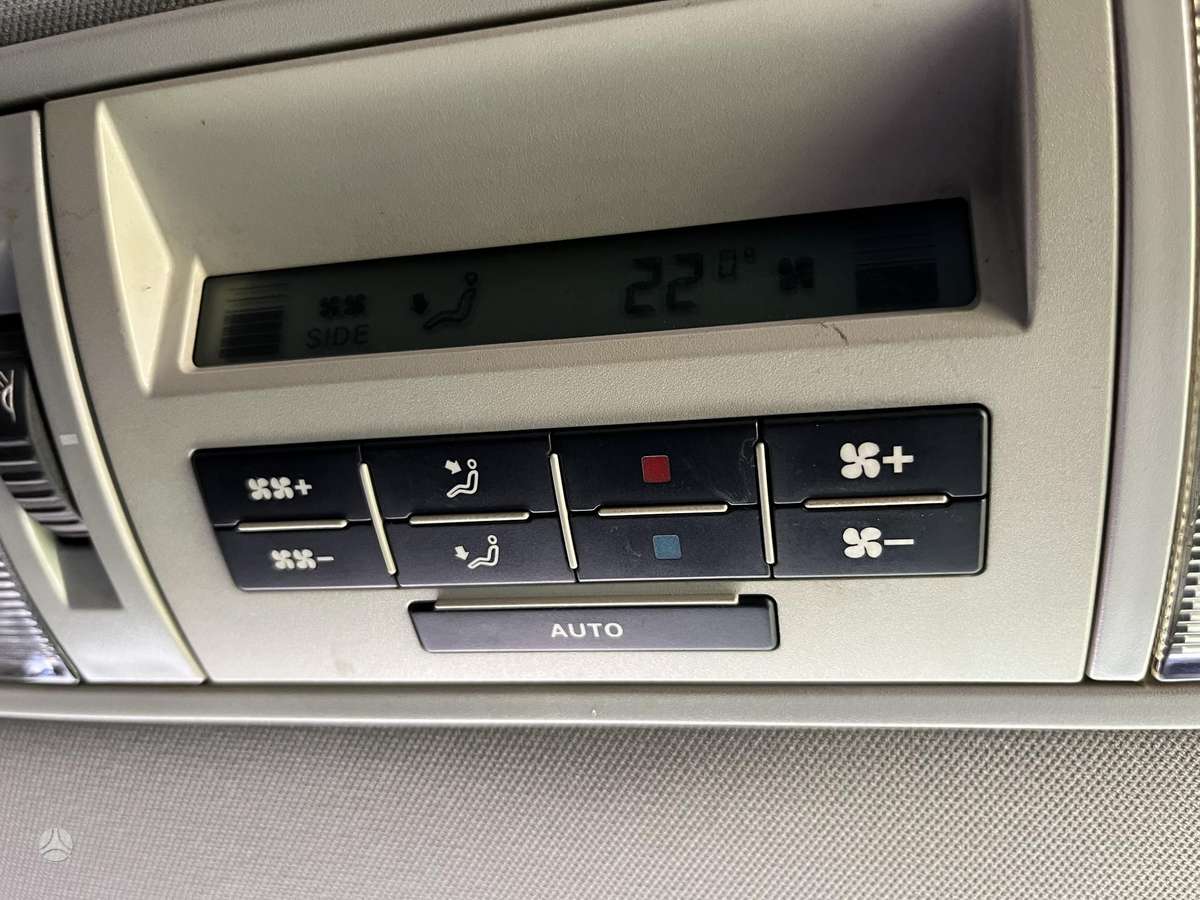 Volkswagen Multivan, 2.5 l., Минивэн