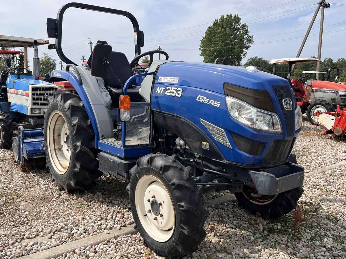 Kubota ĮVAIRIŲ MODELIŲ, тракторы