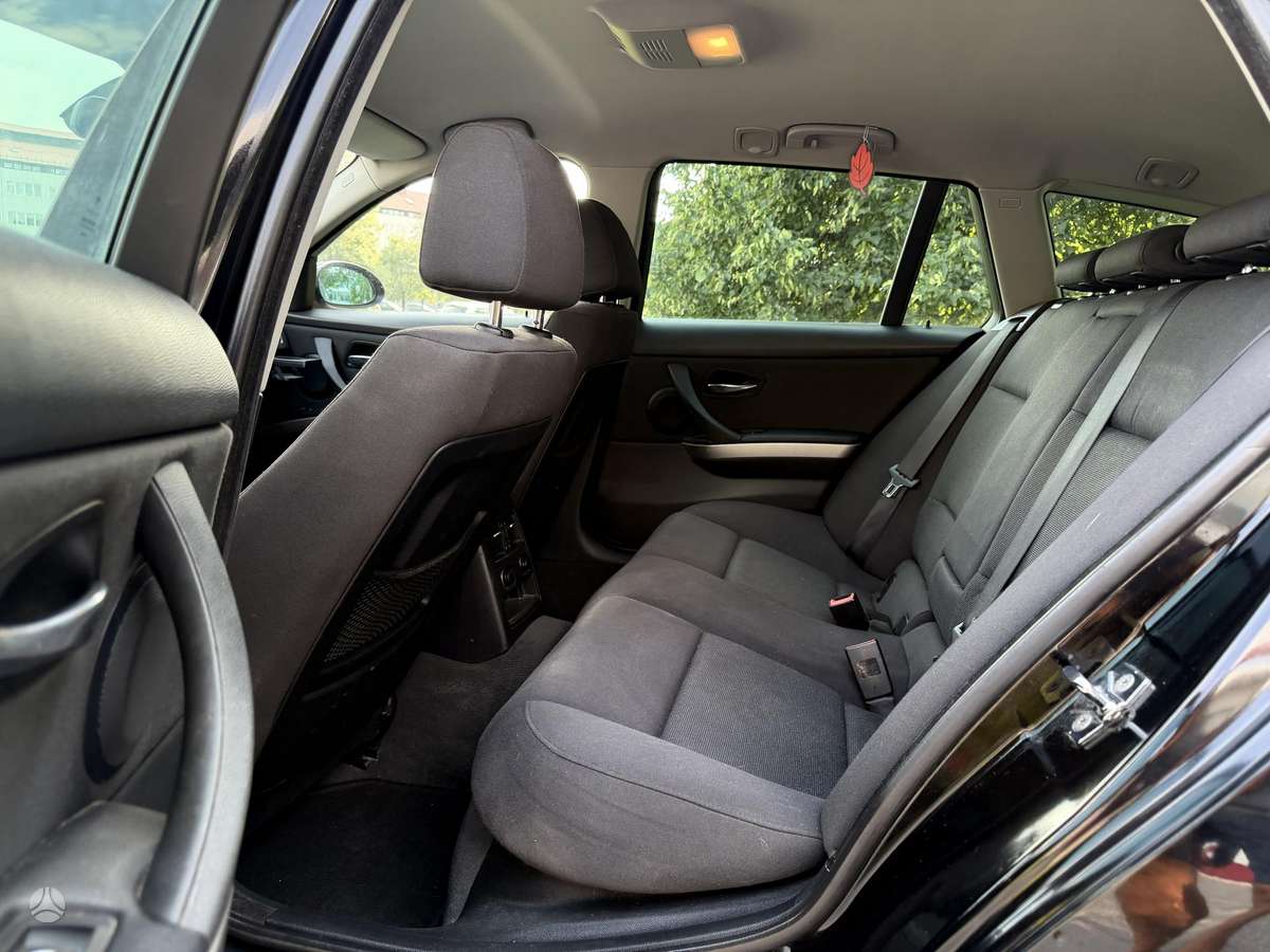 BMW 320, 2.0 l., Универсал