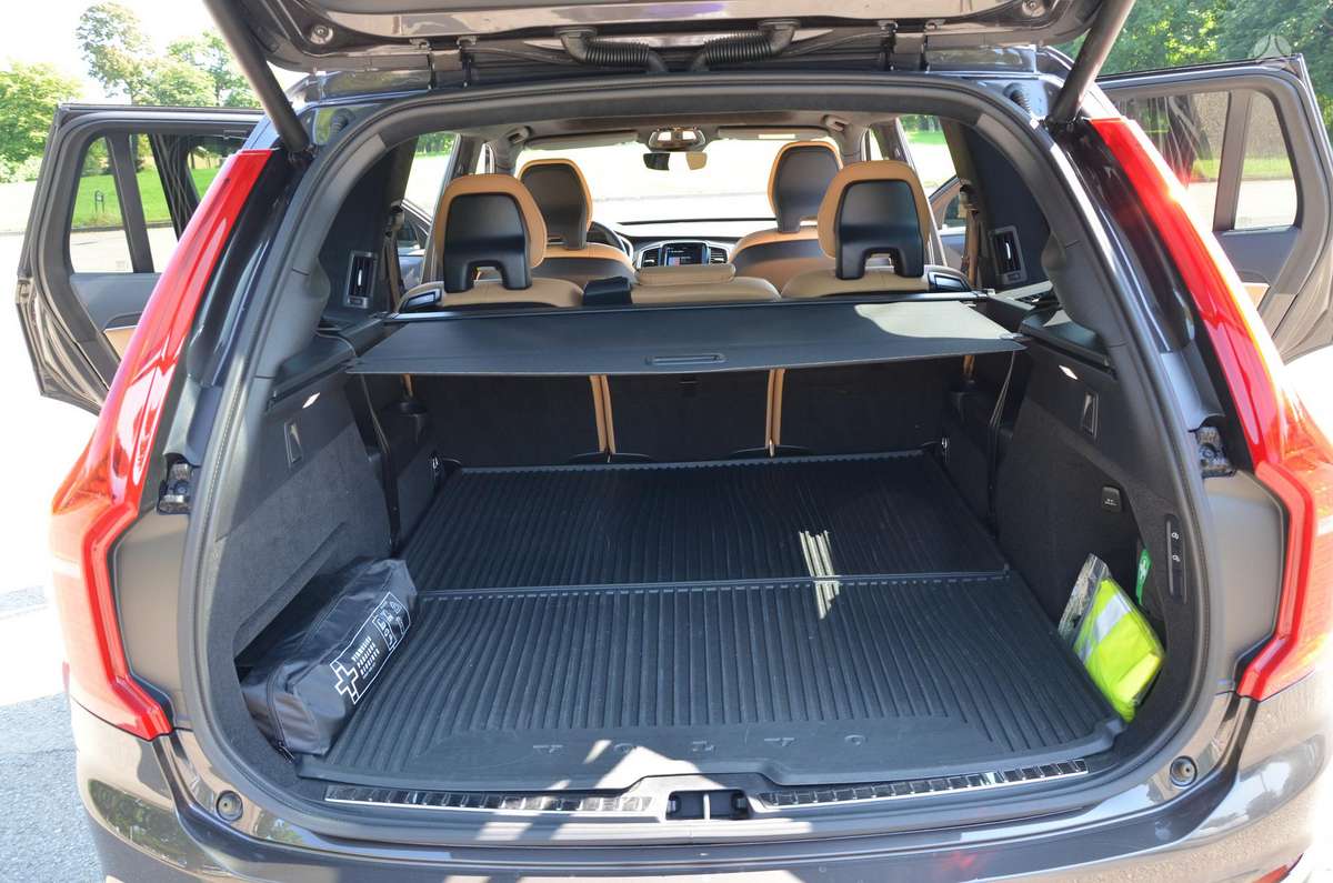 Volvo XC90 - 10