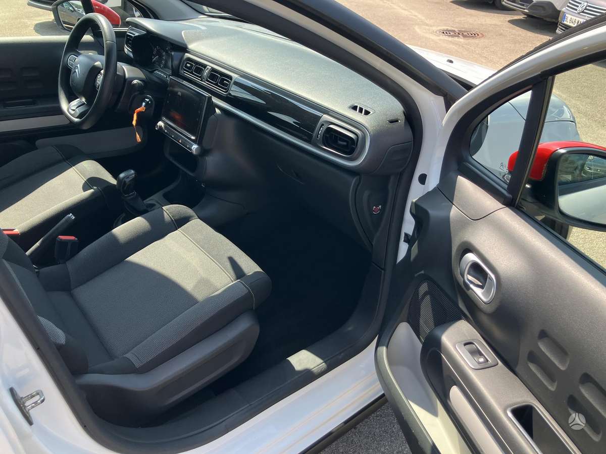 Citroen C3, 1.2 l., hatchback