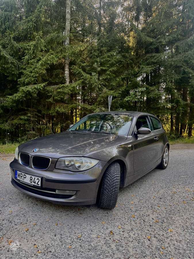 BMW 118, 2.0 l., Хэтчбек