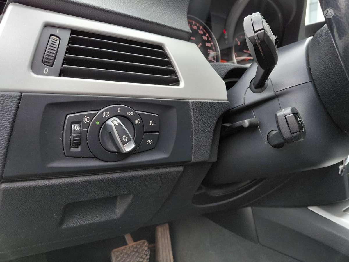 BMW 320, 2.0 l., wagon