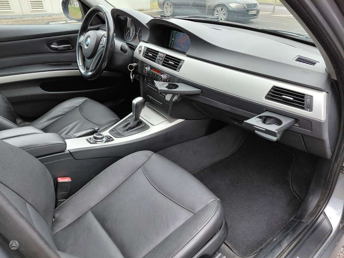 BMW 320, 2.0 l., wagon