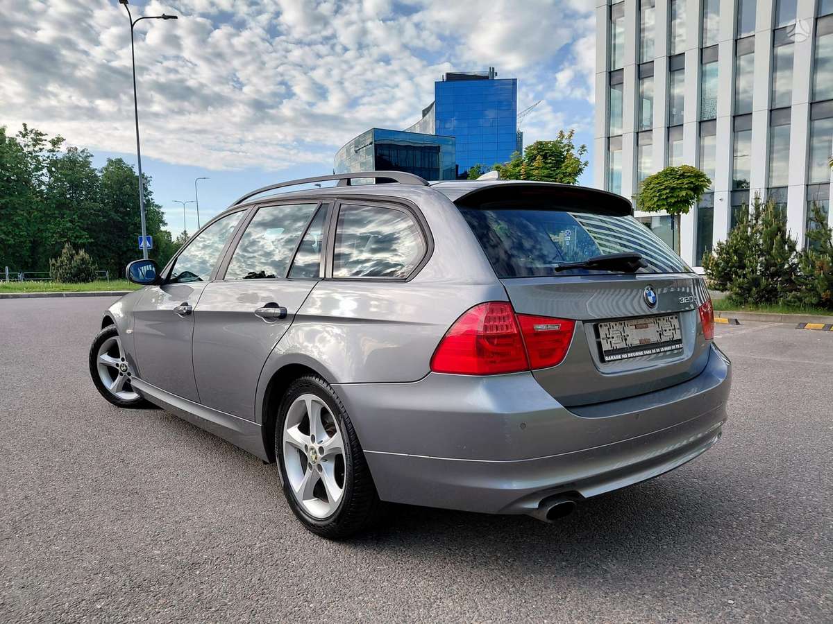BMW 320, 2.0 l., wagon