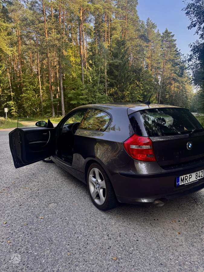 BMW 118, 2.0 l., Хэтчбек