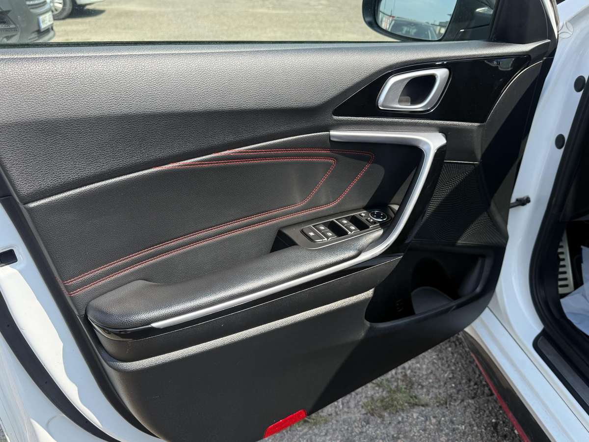 Kia ProCeed, 1.6 l., Универсал