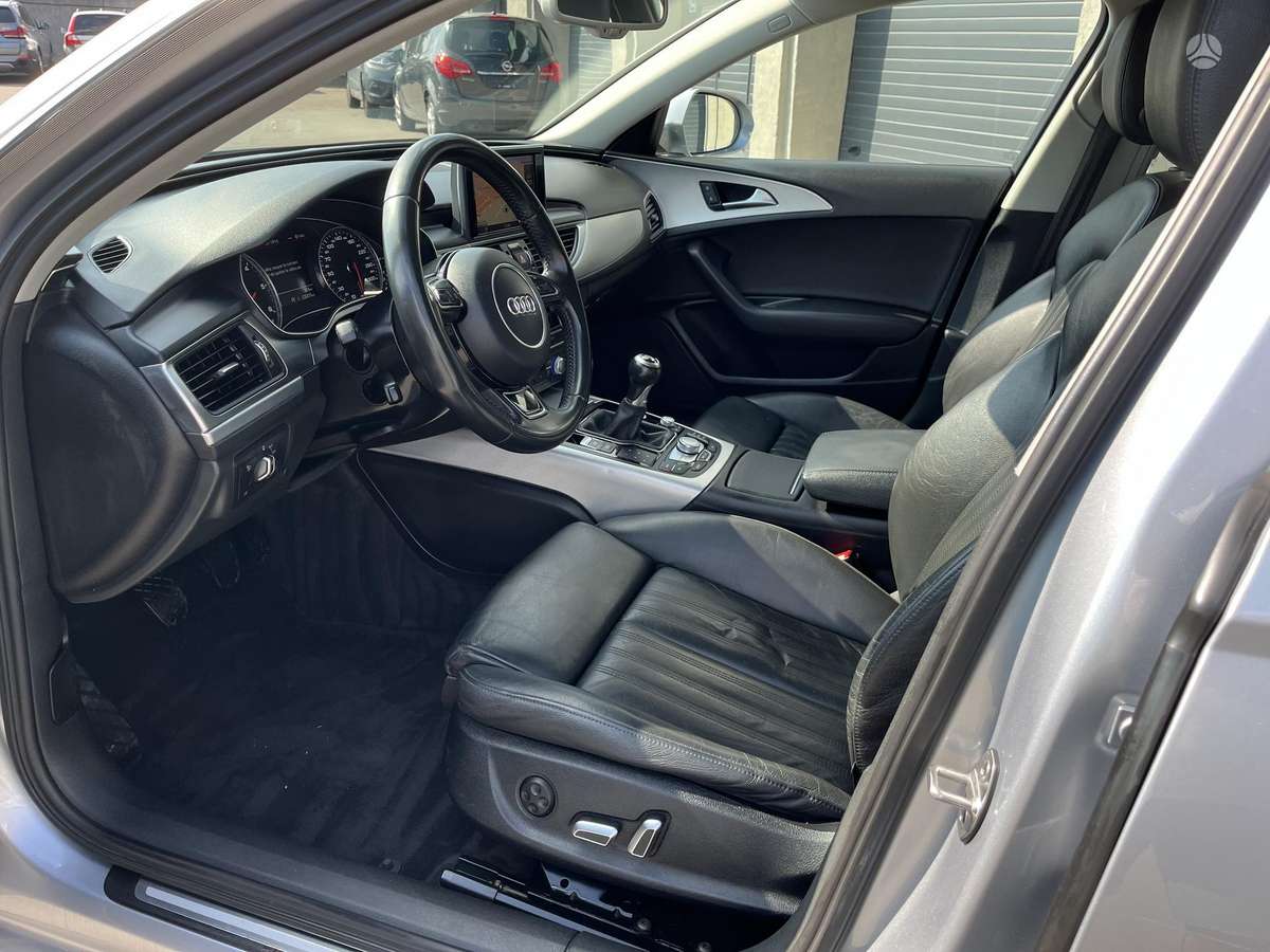Audi A6, 2.0 l., Седан