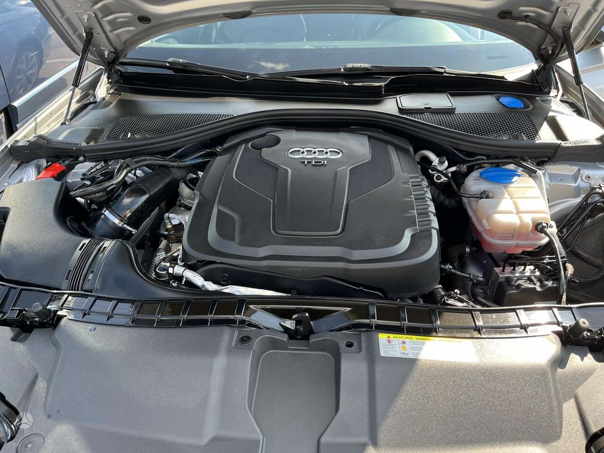 Audi A6, 2.0 l., Седан