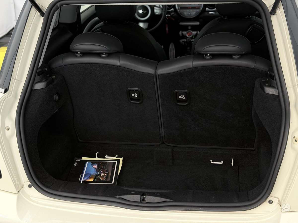 Mini Cooper S, 1.6 l., hatchback