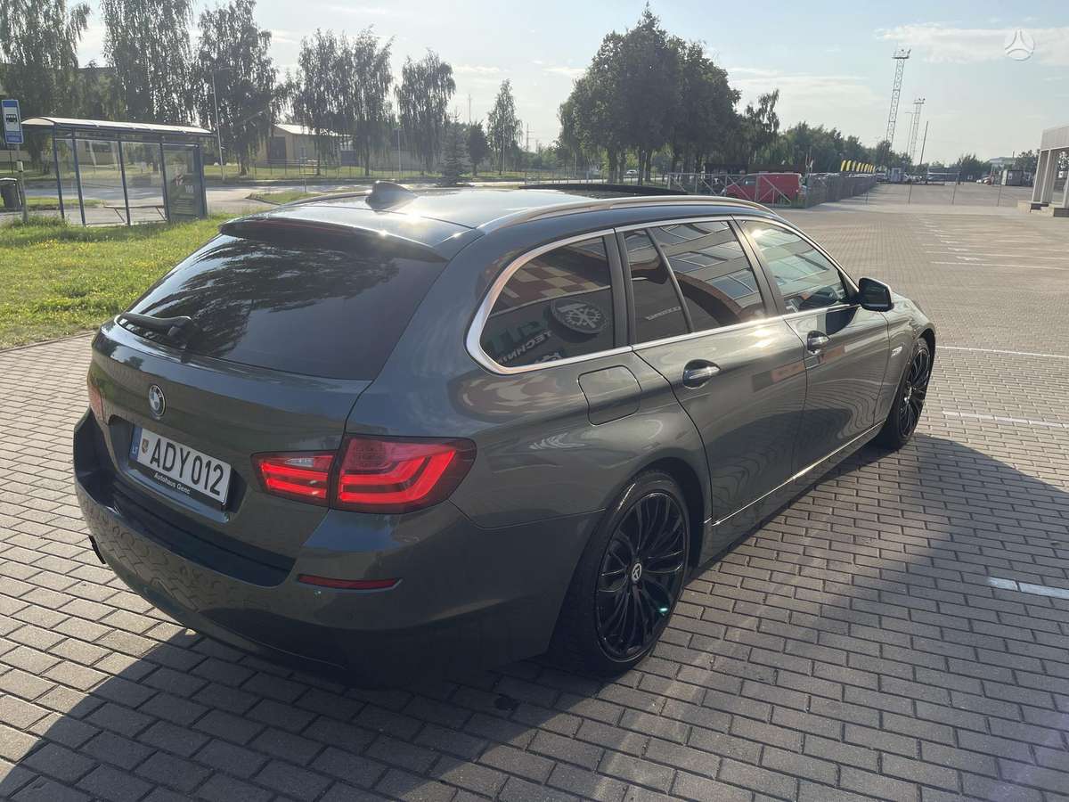BMW 520, 2.0 l., wagon