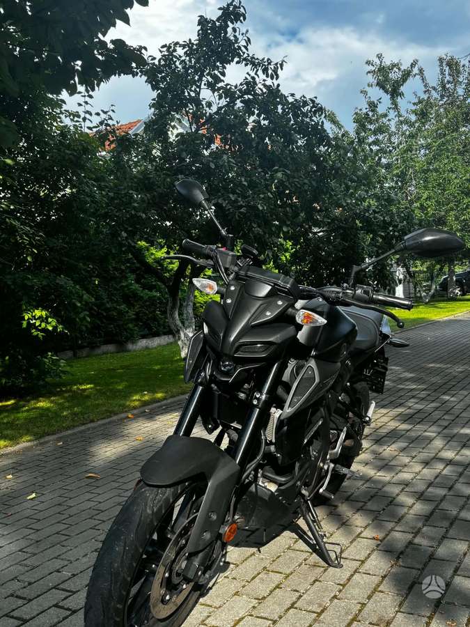 Yamaha MT 125 125cc, street / classic
