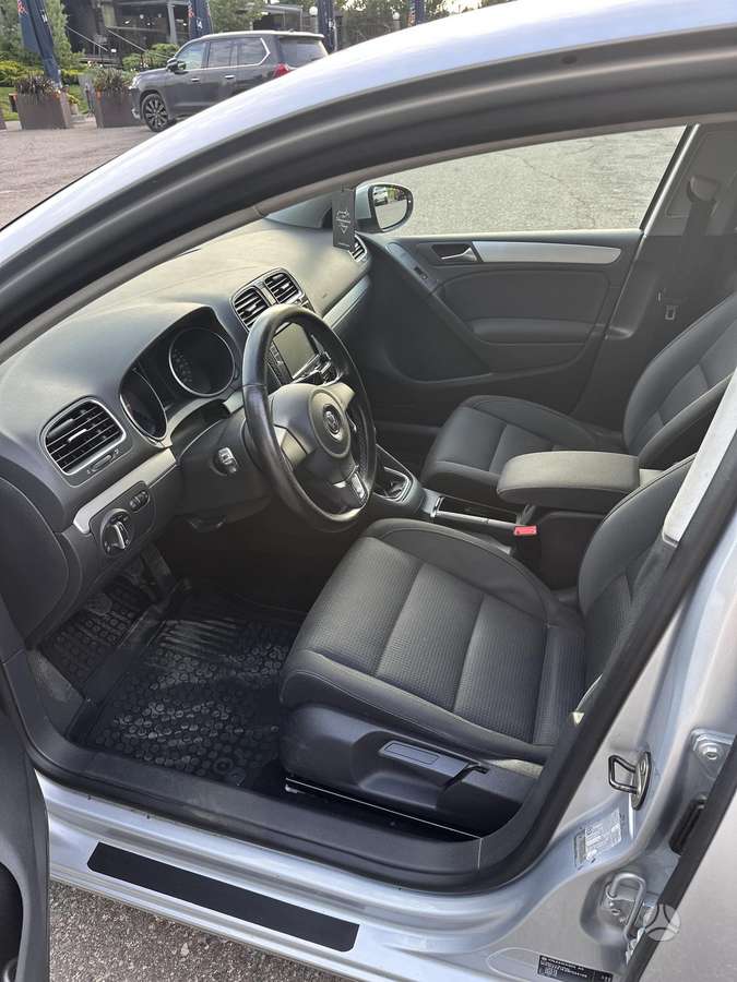 Volkswagen Golf, 1.2 l., hatchback