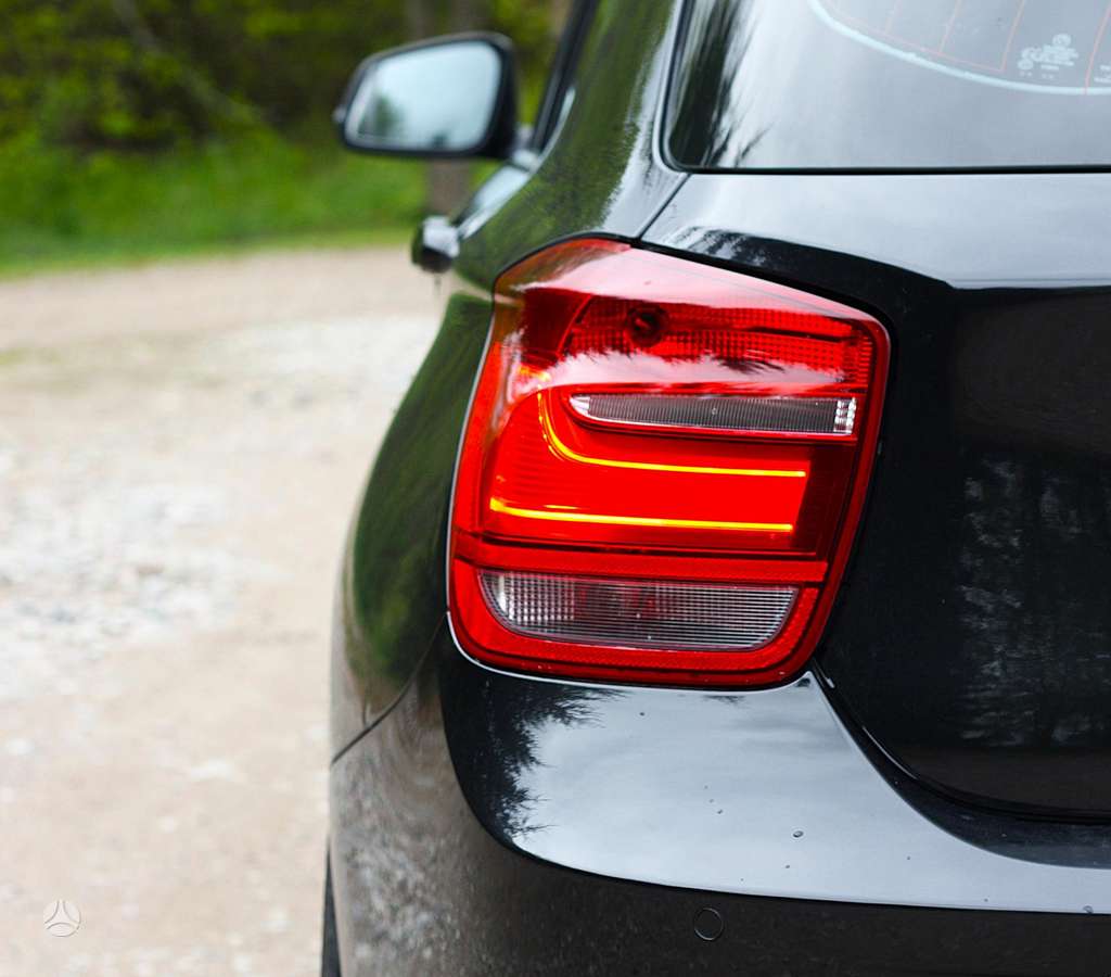 BMW 118, 2.0 l., Хэтчбек