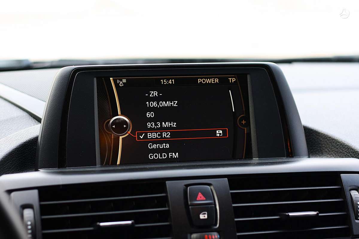 BMW 118, 2.0 l., hatchback