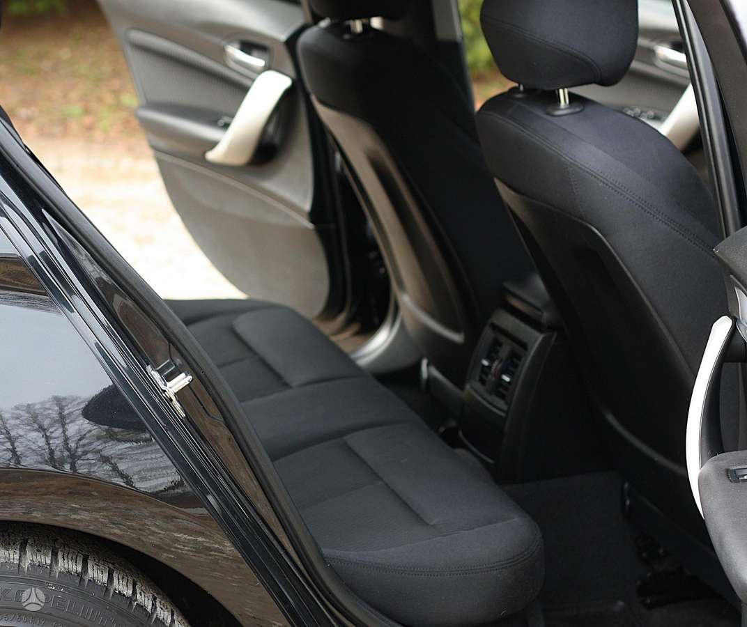 BMW 118, 2.0 l., hatchback