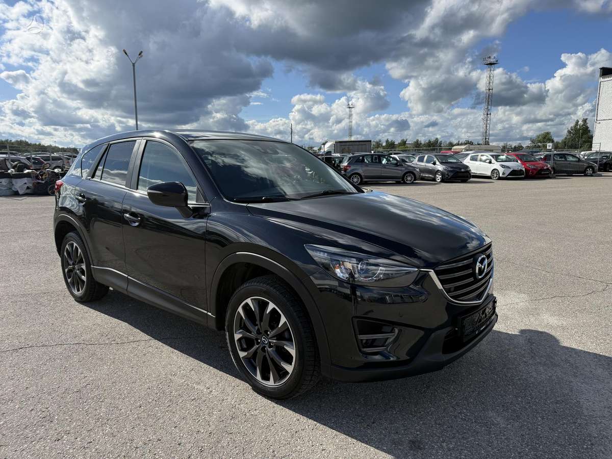 Mazda CX-5, 2.2 l., off-road / crossover