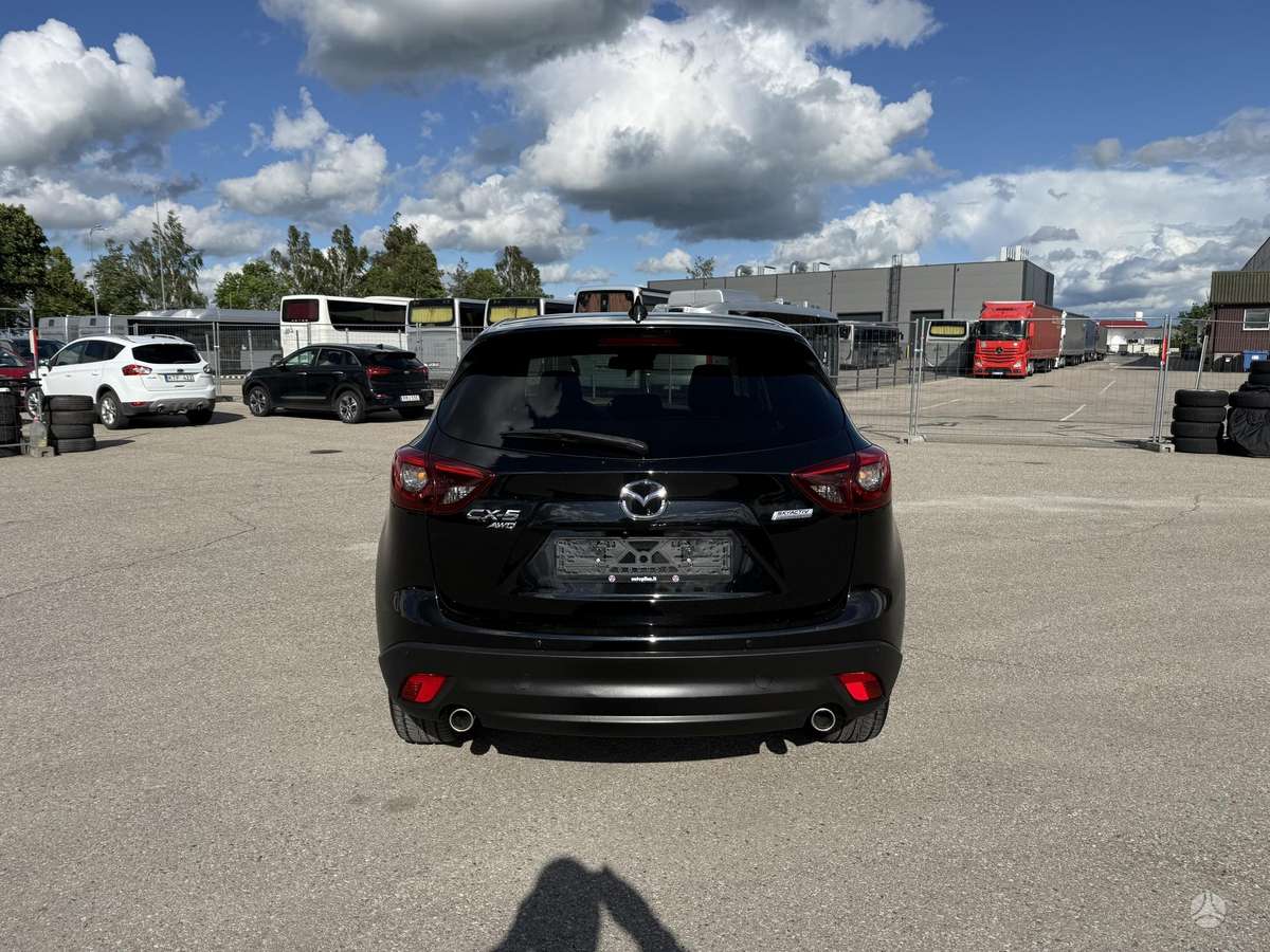 Mazda CX-5, 2.2 l., off-road / crossover