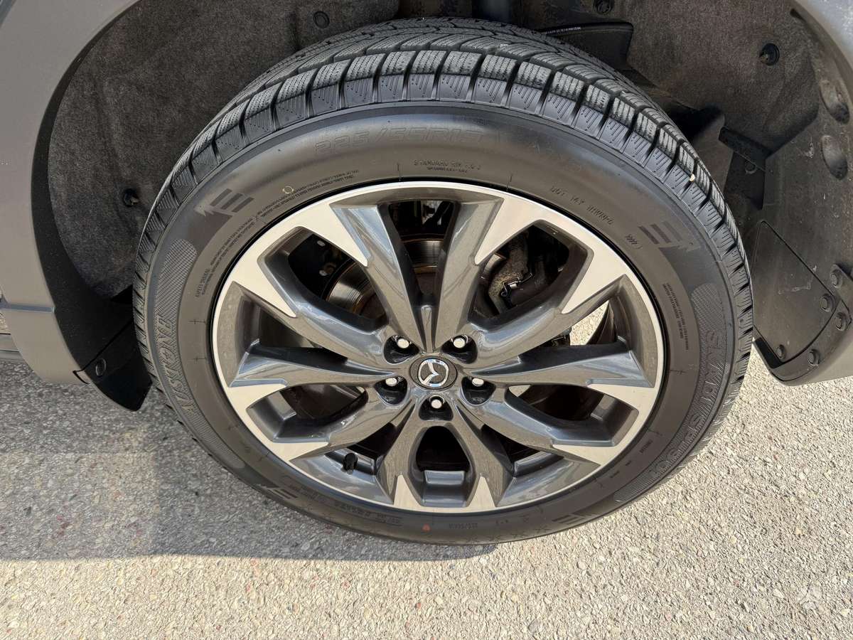 Mazda CX-5, 2.2 l., off-road / crossover