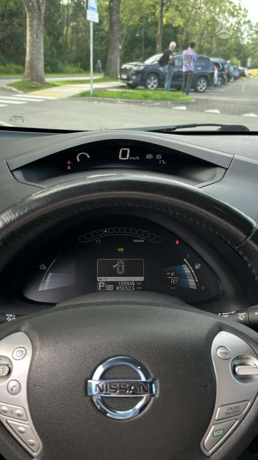 Nissan Leaf, hečbekas