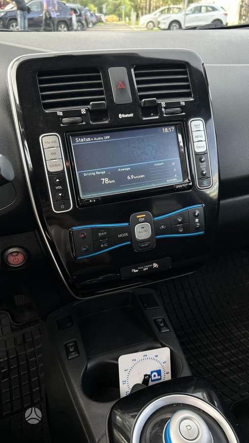 Nissan Leaf, hečbekas