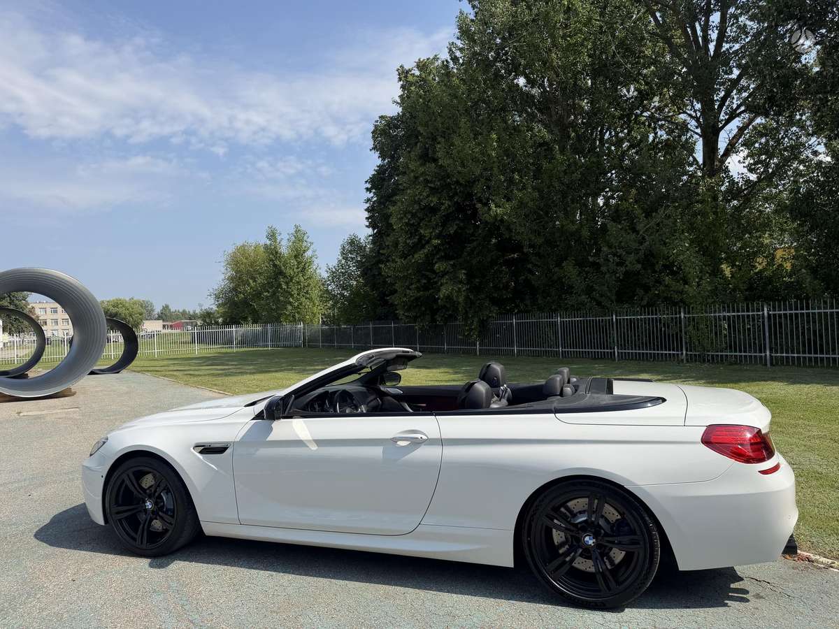 BMW M6, 4.4 l., convertible
