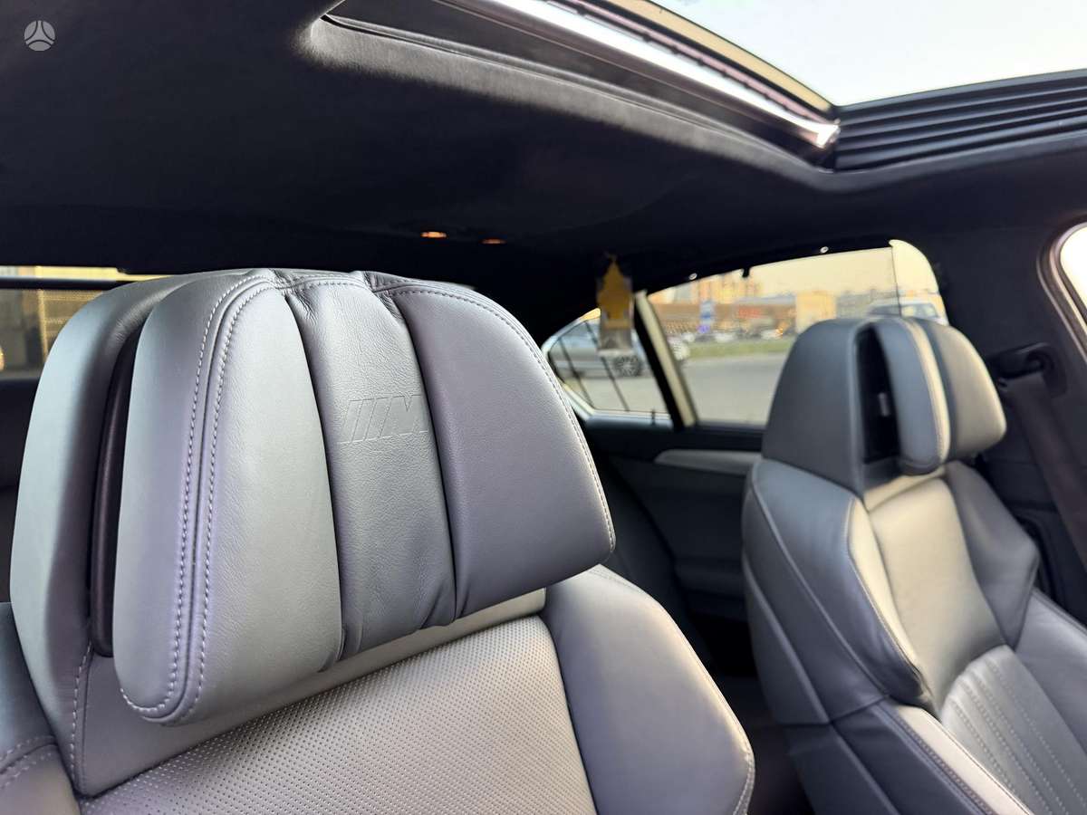 BMW M5, 4.4 l., Седан