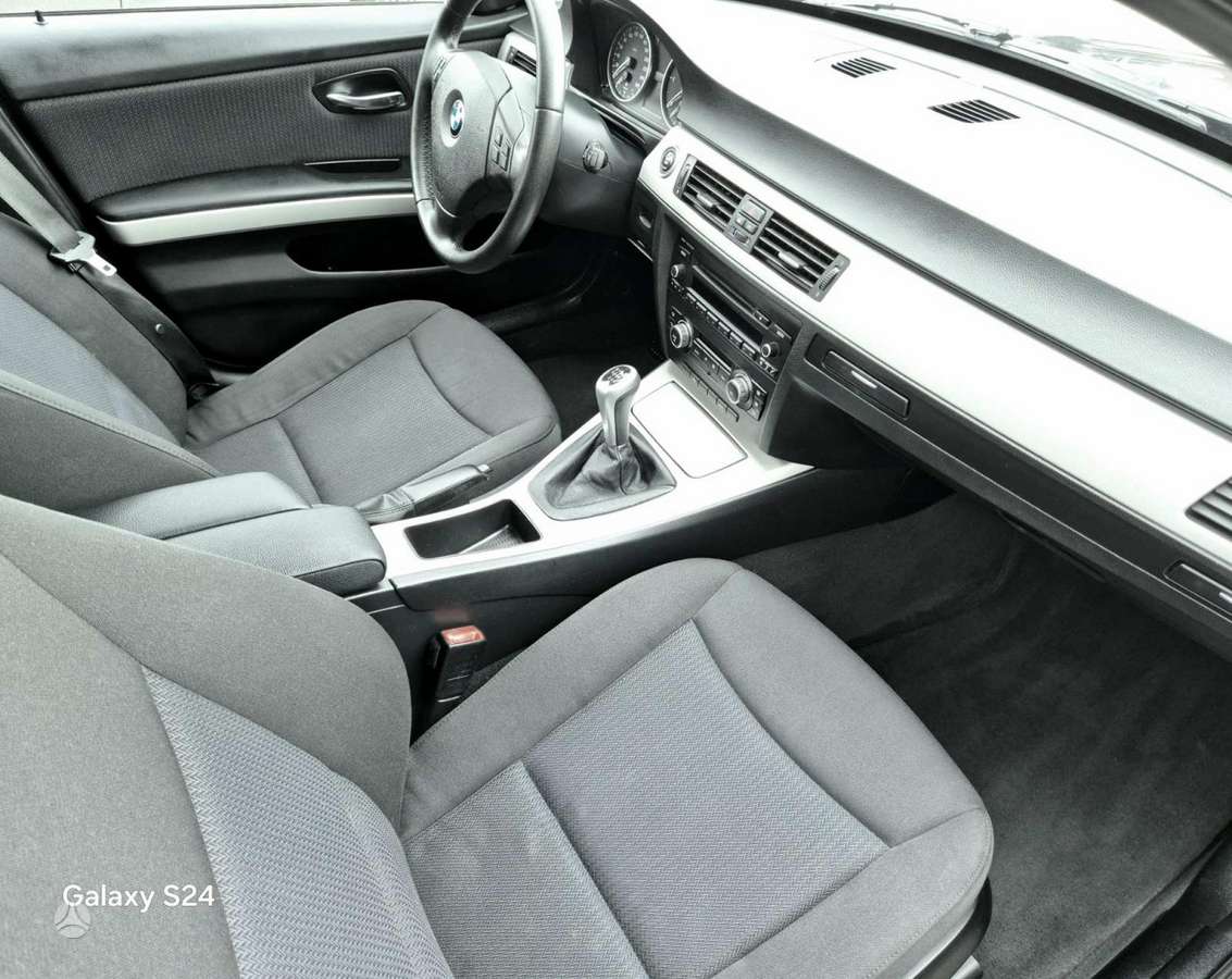 BMW 318, 2.0 l., wagon