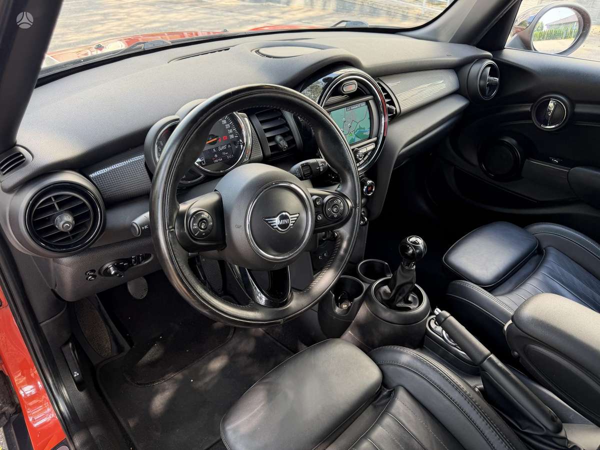 Mini Cooper, 1.5 l., Хэтчбек