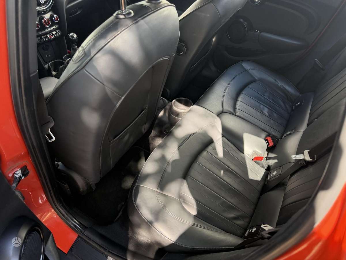 Mini Cooper, 1.5 l., Хэтчбек