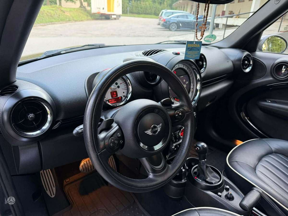 Mini Cooper SD, 2.0 l., off-road / crossover