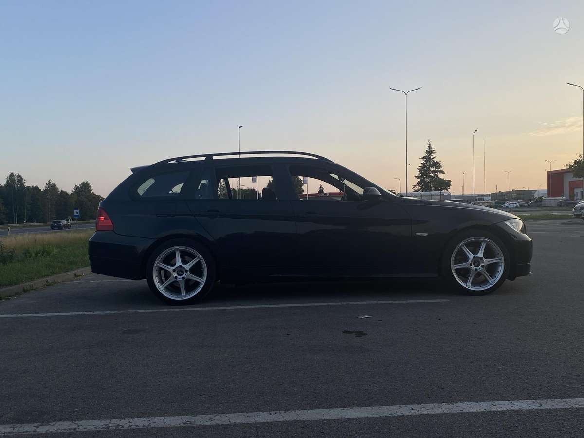 BMW 320, 2.0 l., wagon