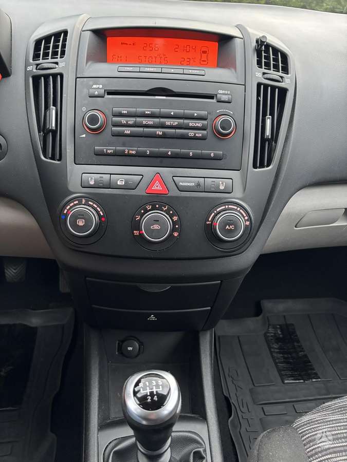 Kia Ceed, 1.4 l., universalas