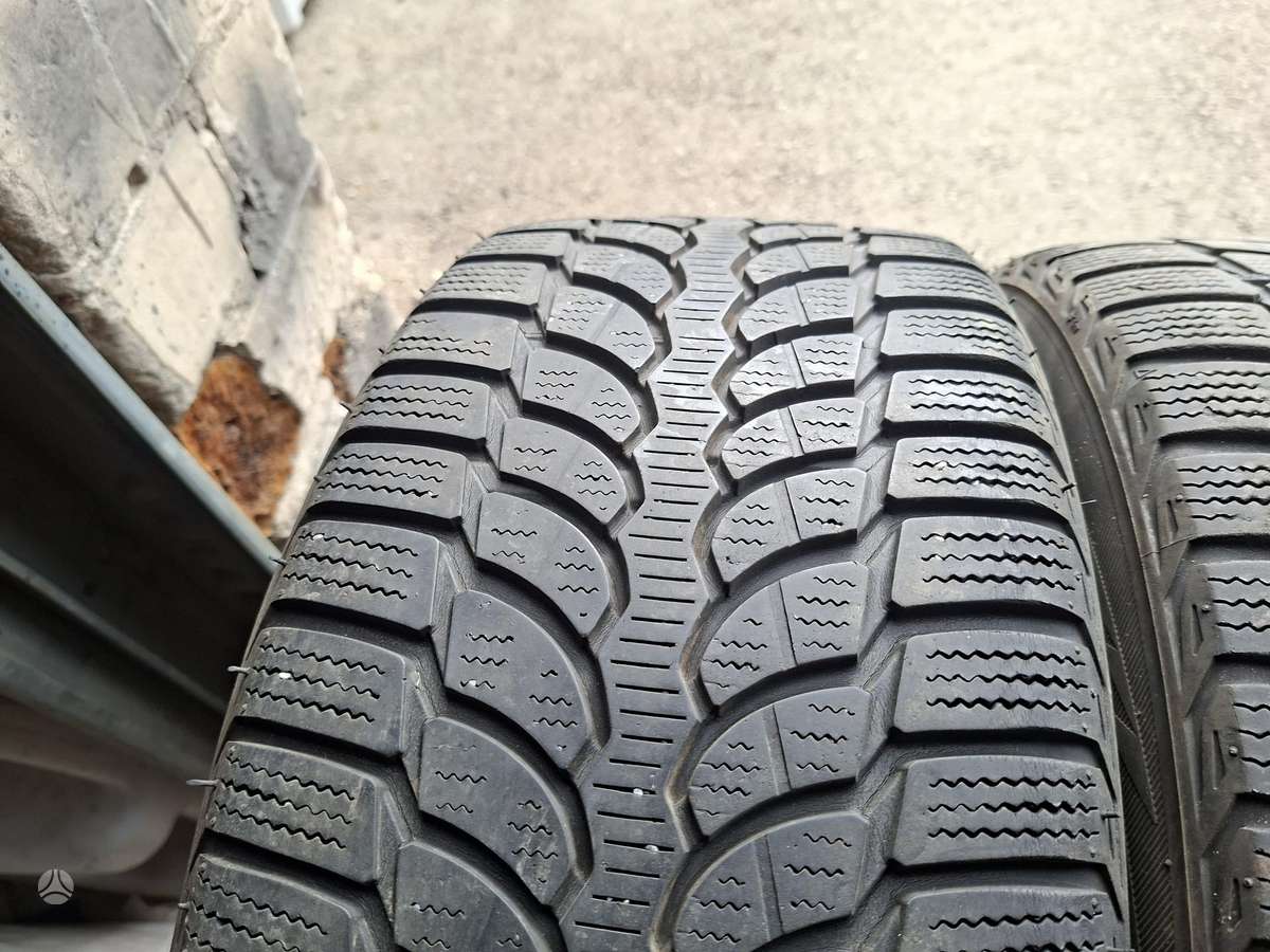 Bridgestone, universalios 215/45 R16