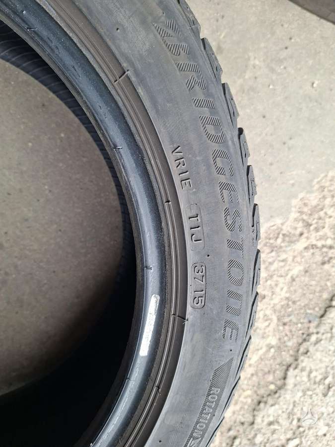 Bridgestone, всесезонные 215/45 R16