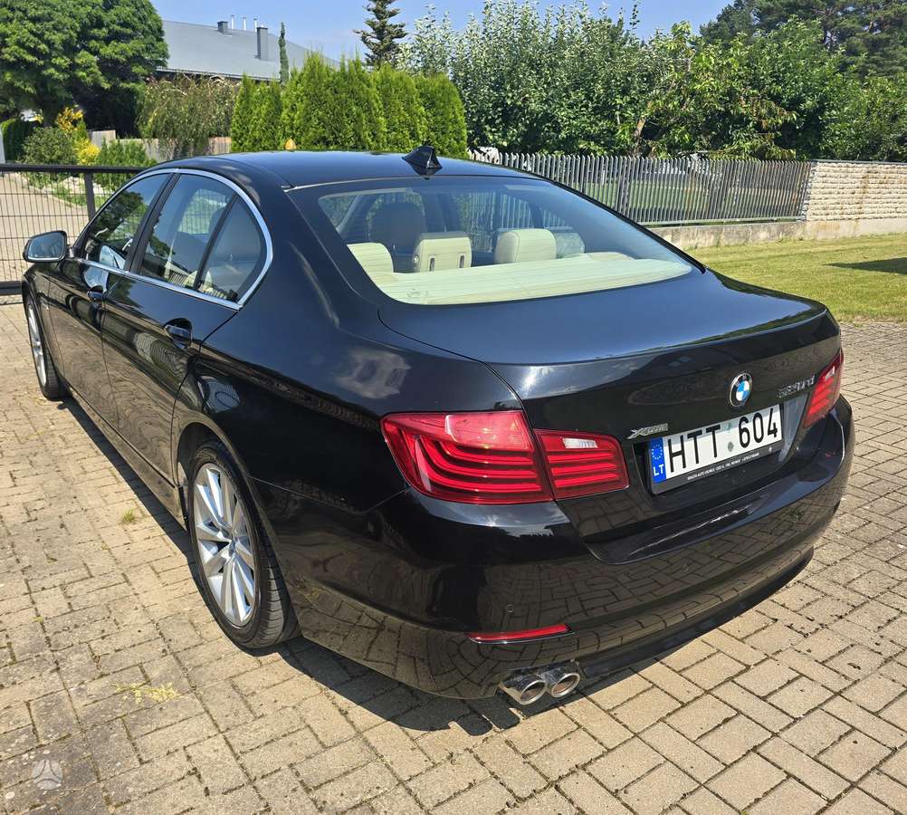 BMW 520, 2.0 l., Седан