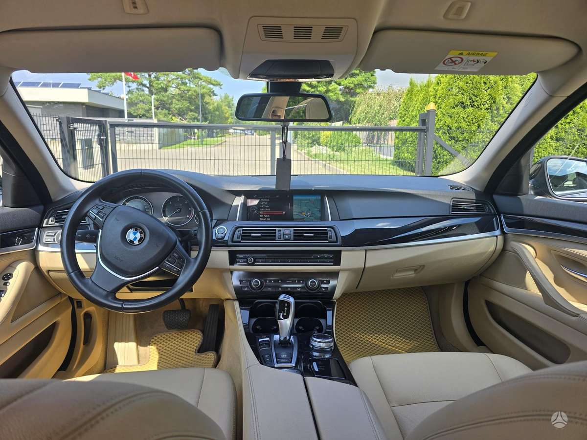 BMW 520, 2.0 l., Седан