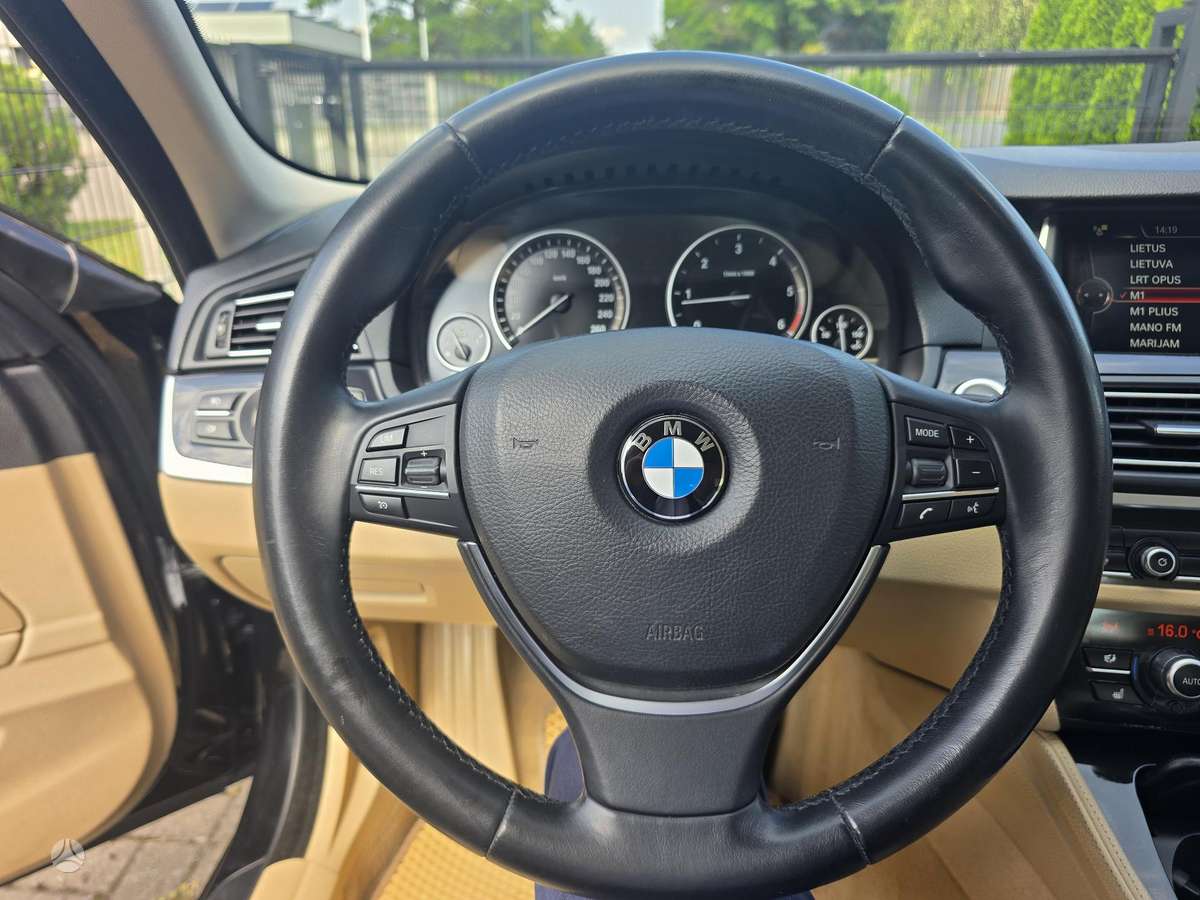 BMW 520, 2.0 l., Седан